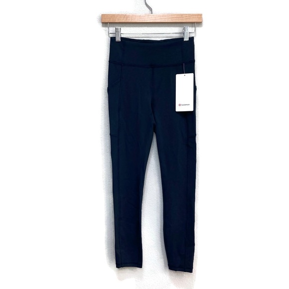 NWT! ⭐️Host Pick⭐️ LULULEMON Invigorate HR Tight 25" Navy 2 4 - Picture 2 of 7